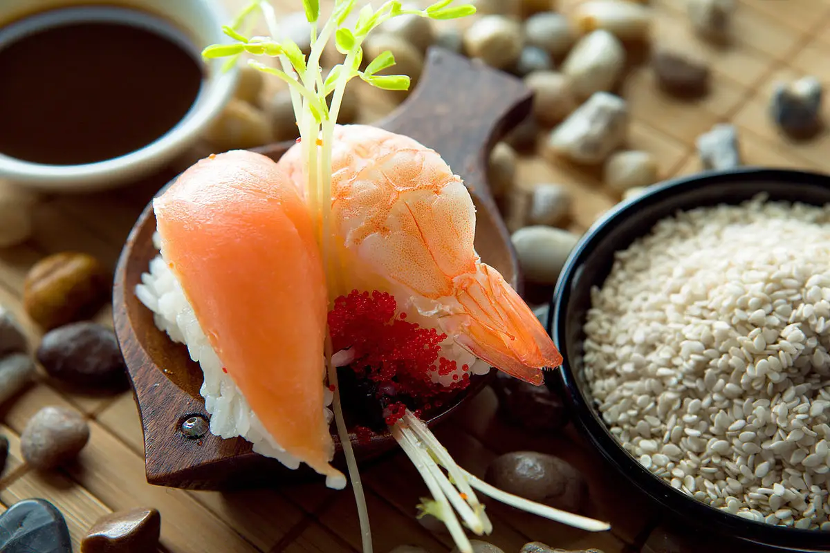 Nigiri Saumon et Crevette – Matsuri Sushi